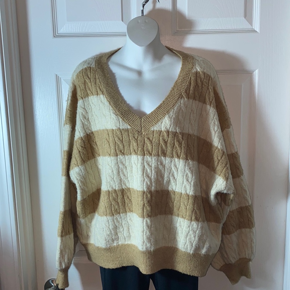 Cider Women’s Wool Blend Sweater V Neck Barrel Sleeve Size Plus 1XL Khaki
